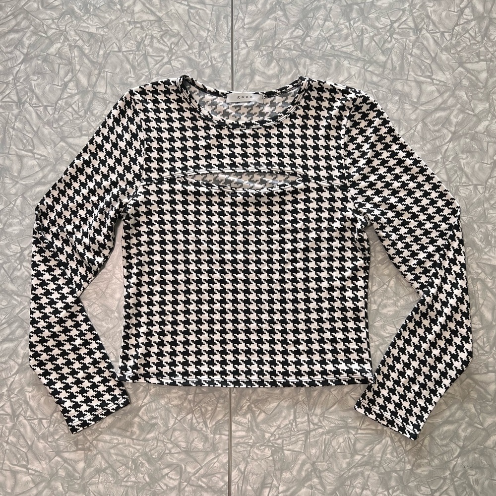 Gaze Top Houndstooth Pattern, Black & White, Small